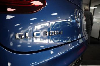 MERCEDES-BENZ GLC 2.0 GLC300d AMG Line (Premium) Coupe 5dr Diesel G-Tronic+ 4MATIC