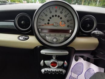 MINI CONVERTIBLE 1.6 Cooper Convertible 2dr Petrol Manual Euro 4 (115 ps)