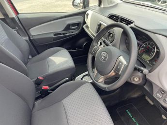 TOYOTA YARIS 1.33 DUAL  VVT-i ICON S AUTOMATIC MULTIDRIVE 5DR PETROL HATCHBAC