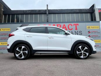 HYUNDAI TUCSON 2.0 CRDi Premium SUV 5dr Diesel Auto 4WD Euro 6 (185 ps)