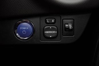 TOYOTA YARIS 1.5 VVT-h Icon Hatchback 5dr Petrol Hybrid E-CVT Euro 6 (s/s) (1