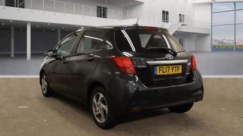TOYOTA YARIS 1.5 VVT-h Icon Hatchback 5dr Petrol Hybrid E-CVT Euro 6 (s/s) (1