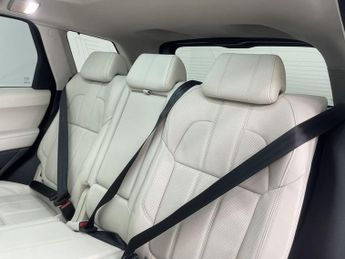 LAND ROVER RANGE ROVER SPORT 3.0 SD V6 HSE Dynamic SUV 5dr Diesel Auto 4WD Euro 6 (s/s) (306 