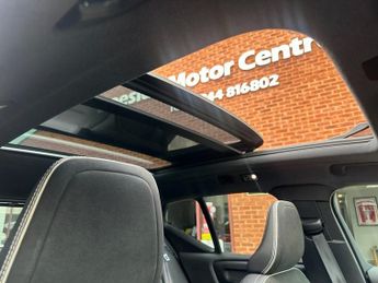 VOLVO XC40 2.0 D4 First Edition SUV 5dr Diesel Auto AWD Euro 6 (s/s) (190 p