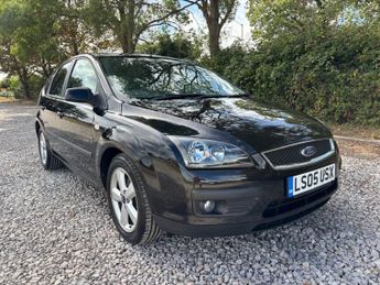 FORD FOCUS 1.6 Zetec Climate Hatchback 5dr Petrol Automatic (184 g/km, 99 b