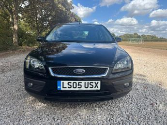 FORD FOCUS 1.6 Zetec Climate Hatchback 5dr Petrol Automatic (184 g/km, 99 b