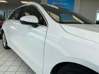 MERCEDES-BENZ A CLASS 1.5 A180d Sport (Executive) Hatchback 5dr Diesel 7G-DCT Euro 6 (