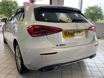 MERCEDES-BENZ A CLASS 1.5 A180d Sport (Executive) Hatchback 5dr Diesel 7G-DCT Euro 6 (