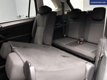 VOLKSWAGEN TIGUAN ALLSPACE 2.0 TDI Match SUV 5dr Diesel DSG Euro 6 (s/s) (150 ps)