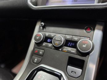 LAND ROVER RANGE ROVER EVOQUE 2.0 TD4 SE Tech SUV 5dr Diesel Auto 4WD Euro 6 (s/s) (180 ps)