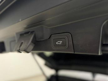 LAND ROVER RANGE ROVER EVOQUE 2.0 TD4 SE Tech SUV 5dr Diesel Auto 4WD Euro 6 (s/s) (180 ps)