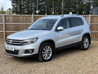 Volkswagen Tiguan 2.0 TDI BlueMotion Tech SE SUV 5dr Diesel Manual 4WD Euro 5 (s/s