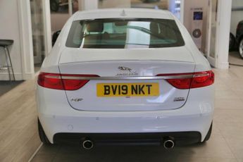 JAGUAR XF 2.0i R-Sport GPF Saloon 4dr Petrol Auto AWD Euro 6 (s/s) (300 ps