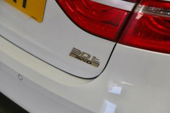 JAGUAR XF 2.0i R-Sport GPF Saloon 4dr Petrol Auto AWD Euro 6 (s/s) (300 ps