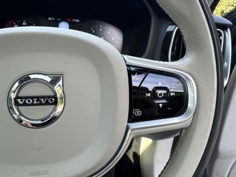 VOLVO S60 2.0 T5 Inscription Plus Saloon 4dr Petrol Auto Euro 6 (s/s) (250