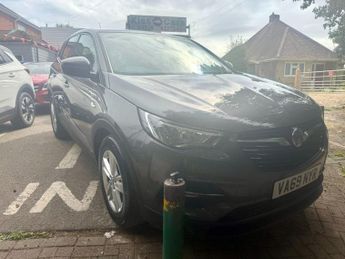 Vauxhall Grandland 1.5 Turbo D BlueInjection SE SUV 5dr Diesel Manual Euro 6 (s/s) 