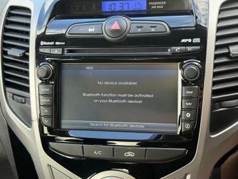 HYUNDAI IX20 1.6 Premium Nav Hatchback 5dr Petrol Auto Euro 6 (125 ps)