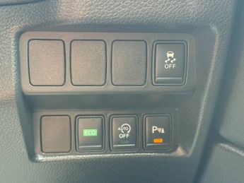 NISSAN QASHQAI 1.6 dCi Tekna SUV 5dr Diesel XTRON 2WD Euro 5 (s/s) (130 ps)