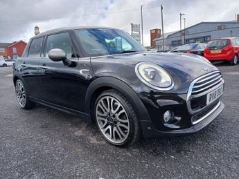 MINI Hatch 1.5 Cooper Seven Hatchback 5dr Petrol Manual Euro 6 (s/s) (136 p
