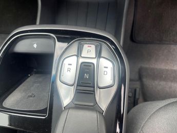 HYUNDAI IONIQ 38.3kWh Premium Hatchback 5dr Electric Auto (136 ps)