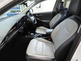 KIA NIRO 64.8kWh 4 SUV 5dr Electric Auto (201 bhp)