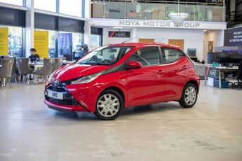Toyota AYGO 1.0 VVT-i x-play Hatchback 5dr Petrol Manual Euro 5 Euro 5 (68 p