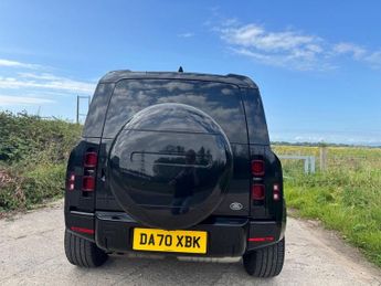 LAND ROVER DEFENDER 2.0 SD4 SE SUV 5dr Diesel Auto 4WD Euro 6 (s/s) (240 ps)