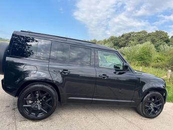LAND ROVER DEFENDER 2.0 SD4 SE SUV 5dr Diesel Auto 4WD Euro 6 (s/s) (240 ps)