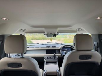 LAND ROVER DEFENDER 2.0 SD4 SE SUV 5dr Diesel Auto 4WD Euro 6 (s/s) (240 ps)