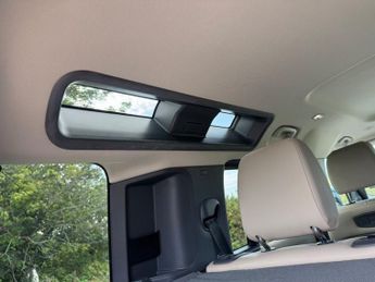 LAND ROVER DEFENDER 2.0 SD4 SE SUV 5dr Diesel Auto 4WD Euro 6 (s/s) (240 ps)