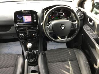 RENAULT CLIO 1.5 dCi Dynamique S Nav Hatchback 5dr Diesel Manual Euro 6 (s/s)