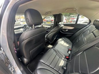 MERCEDES-BENZ C-CLASS 2.0 C200 Sport Saloon 4dr Petrol 7G-Tronic+ Euro 6 (s/s) (184 ps