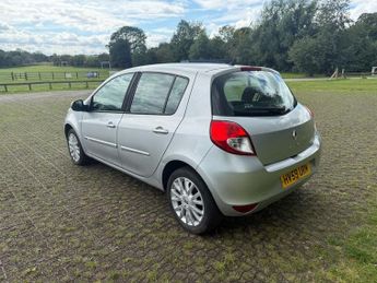 RENAULT CLIO 1.5 dCi Dynamique Hatchback 5dr Diesel Manual Euro 4 (86 ps)