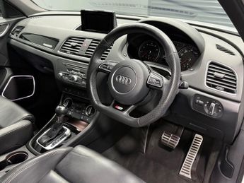 AUDI Q3 2.0 TFSI Black Edition SUV 5dr Petrol S Tronic quattro Euro 6 (s
