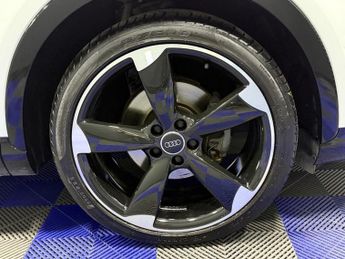 AUDI Q3 2.0 TFSI Black Edition SUV 5dr Petrol S Tronic quattro Euro 6 (s