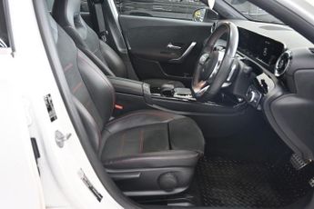 MERCEDES-BENZ A-CLASS 2.0 A250 AMG Line Hatchback 5dr Petrol 7G-DCT Euro 6 (s/s) (224 