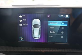 MERCEDES-BENZ A-CLASS 2.0 A250 AMG Line Hatchback 5dr Petrol 7G-DCT Euro 6 (s/s) (224 