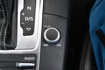 AUDI A3 2.0 TFSI S line Sportback 5dr Petrol S Tronic Euro 6 (s/s) (190 