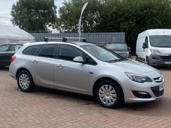 Vauxhall Astra 1.7 CDTi ecoFLEX Exclusiv Sports Tourer 5dr Diesel Manual 12 MON