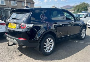 LAND ROVER DISCOVERY SPORT 2.0 TD4 SE Tech SUV 5dr Diesel Auto 4WD Euro 6 (s/s) (180 ps)