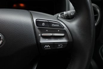 HYUNDAI KONA 1.6 h-GDi SE Connect SUV 5dr Petrol Hybrid DCT Euro 6 (s/s) (141