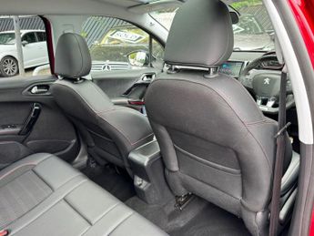 PEUGEOT 2008 1.5 BlueHDi GT Line SUV 5dr Diesel EAT Euro 6 (s/s) (120 ps)
