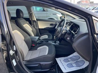 KIA CEED 1.6 CRDi 3 Sportswagon 5dr Diesel Auto Euro 5 (126 bhp)
