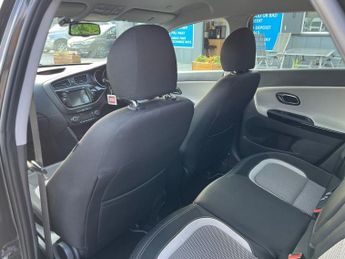 KIA CEED 1.6 CRDi 3 Sportswagon 5dr Diesel Auto Euro 5 (126 bhp)
