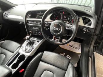 AUDI A4 AVANT 2.0 TDI S line Estate 5dr Diesel Multitronic Euro 5 (s/s) (177 p