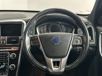 VOLVO XC60 2.4 D4 R-Design Lux Nav SUV 5dr Diesel Auto AWD Euro 6 (s/s) (19
