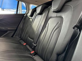 FORD FOCUS 1.5 EcoBlue Vignale Estate 5dr Diesel Auto Euro 6 (s/s) (120 ps)