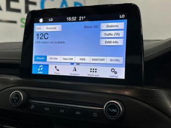 FORD FOCUS 1.5 EcoBlue Vignale Estate 5dr Diesel Auto Euro 6 (s/s) (120 ps)