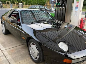 Porsche 928 S4 Auto 5l 2d  AUTO  320 BHP