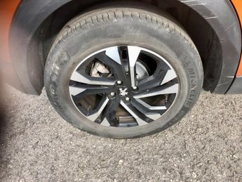 PEUGEOT 2008 1.2 PureTech Allure SUV 5dr Petrol EAT Euro 6 (s/s) (130 ps)